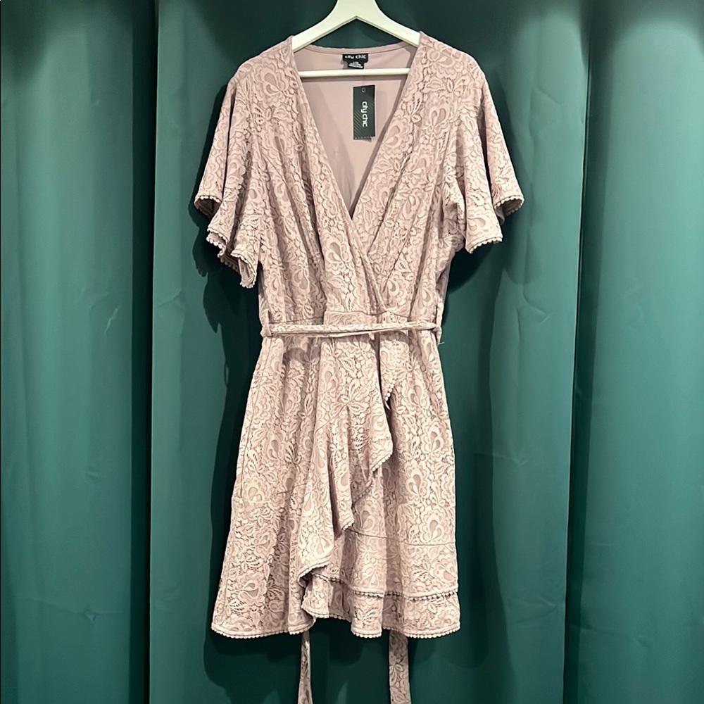 Elegant Lace Wrap Dress in Dusty Rose